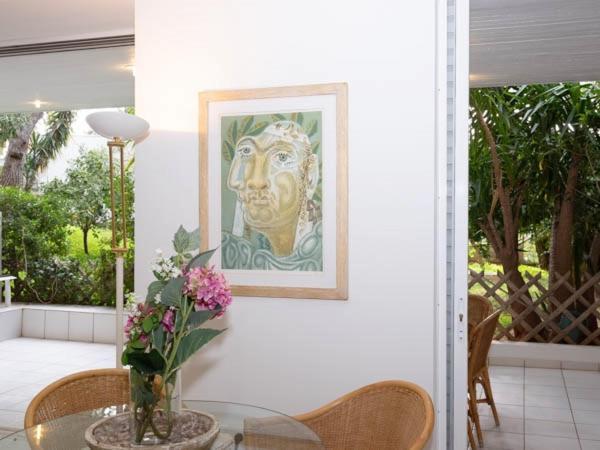 Appartamento Vouliagmeni'S Secret Garden Near The Sea Atene Esterno foto